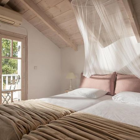 Villa In Pietra Kalamaras Makhairadhon Экстерьер фото