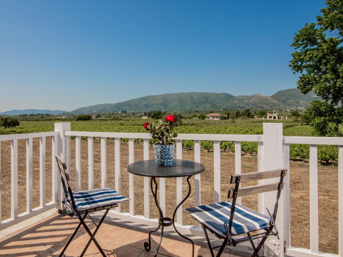 Villa In Pietra Kalamaras Makhairadhon Экстерьер фото
