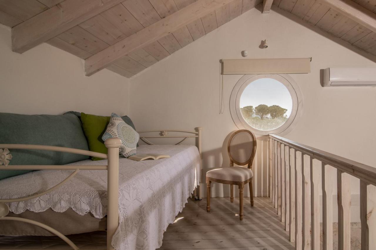 Villa In Pietra Kalamaras Makhairadhon Экстерьер фото