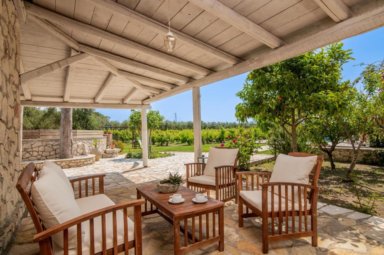 Villa In Pietra Kalamaras Makhairadhon Экстерьер фото