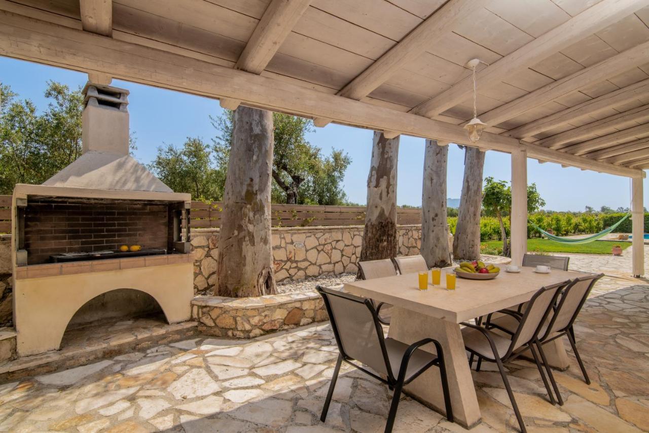 Villa In Pietra Kalamaras Makhairadhon Экстерьер фото